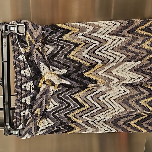 💕TRINA TURK💕 Drift Side Slit Crochet Lace Pant ~ Chevron Print XS NWT - Picture 9 of 15